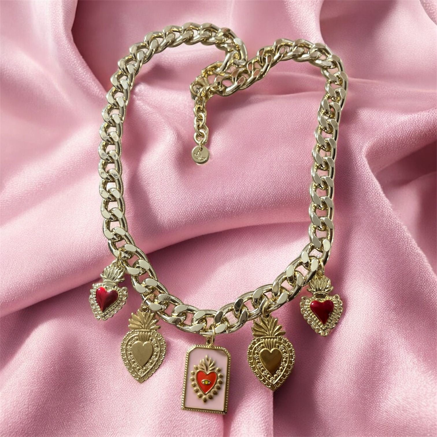 Girocollo catena dorata big con charms a tema Cuore Sacro